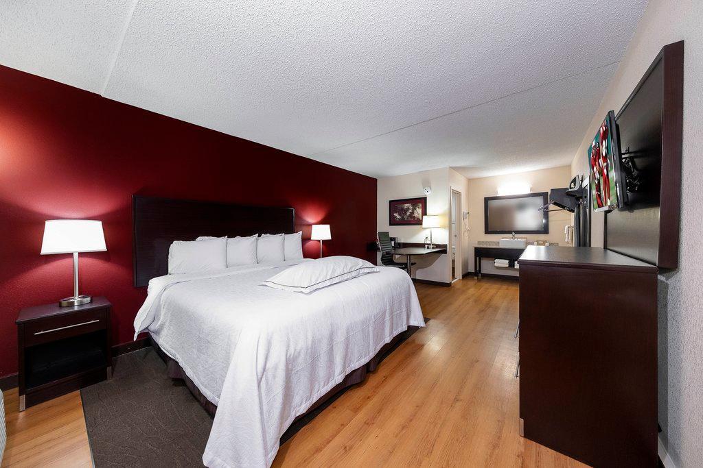 Red Roof Inn Plus+ Huntsville - Madison Esterno foto