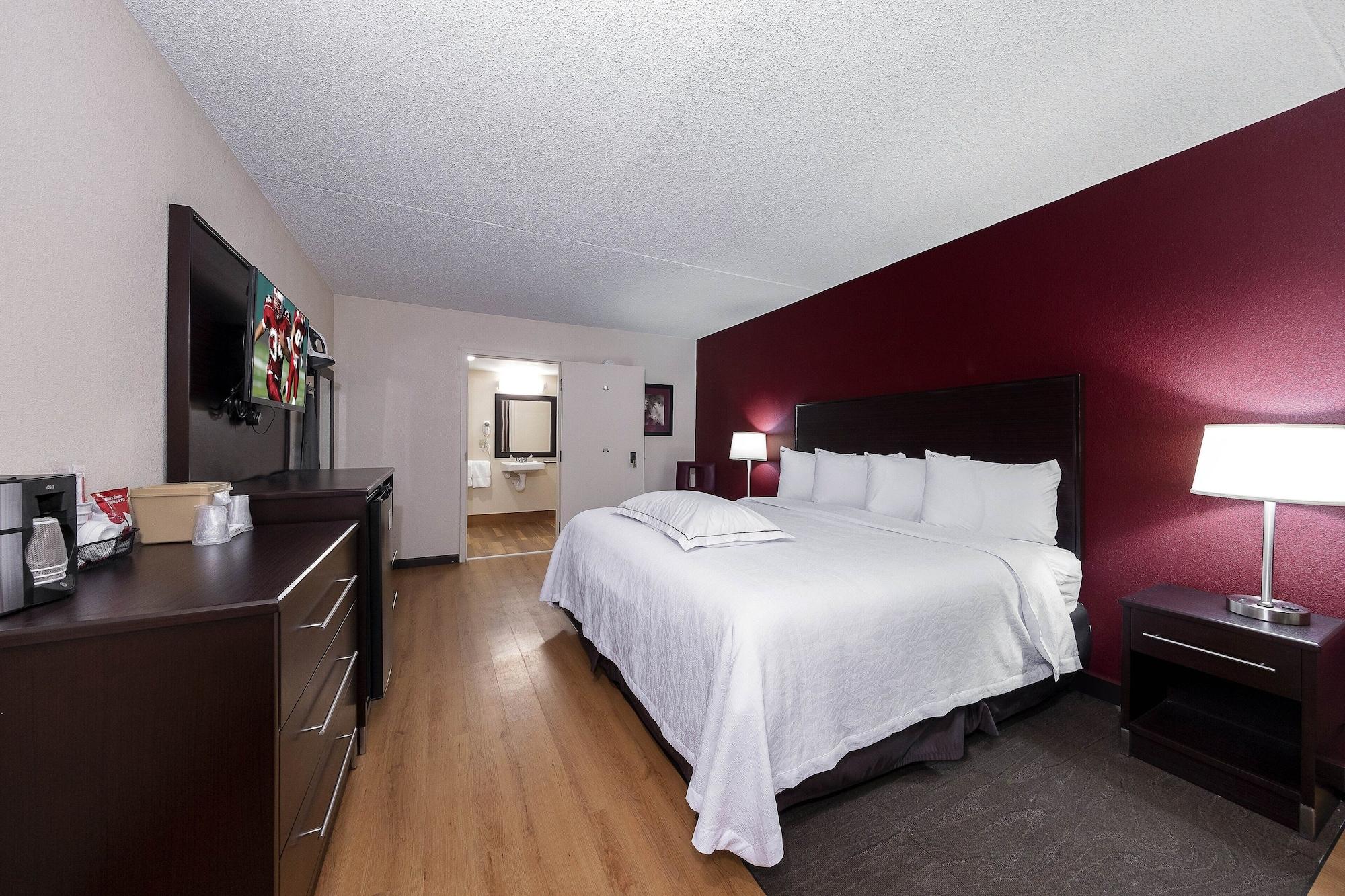 Red Roof Inn Plus+ Huntsville - Madison Esterno foto